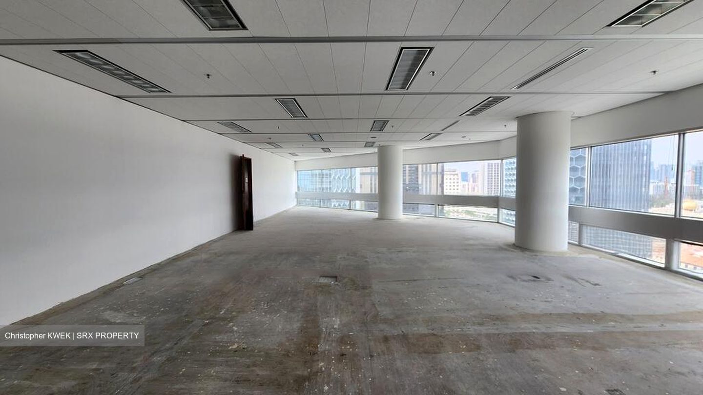Gateway West (D7), Office #633725501